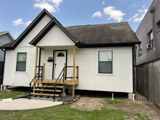 1908 Davis Street, Houston, TX 77026