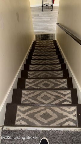 1606 Louis Coleman Jr Dr, Louisville, KY 40211