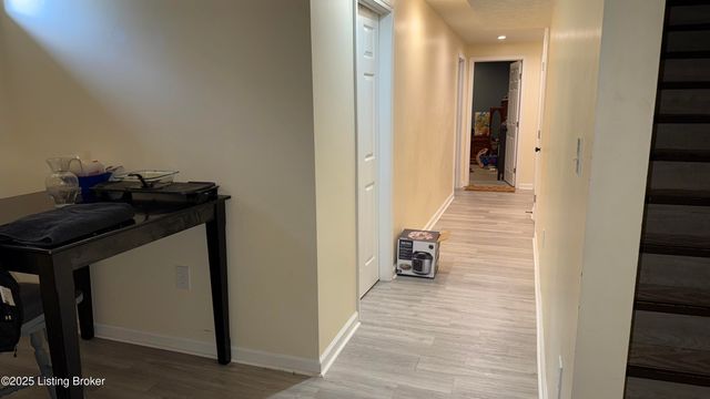 1606 Louis Coleman Jr Dr, Louisville, KY 40211