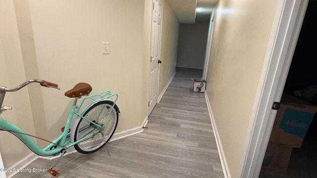 1606 Louis Coleman Jr Dr, Louisville, KY 40211