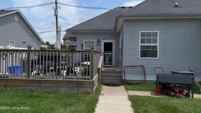 1606 Louis Coleman Jr Dr, Louisville, KY 40211