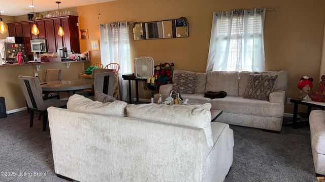 1606 Louis Coleman Jr Dr, Louisville, KY 40211