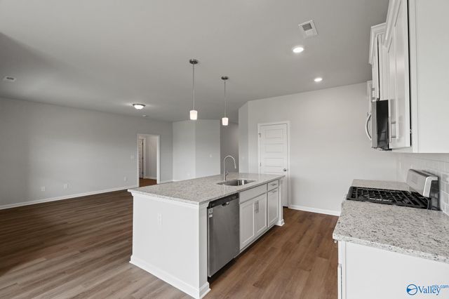 102 Striker Lane, Harvest, AL 35749
