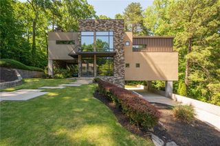 643 Larchmont NW Circle, Atlanta, GA 30318