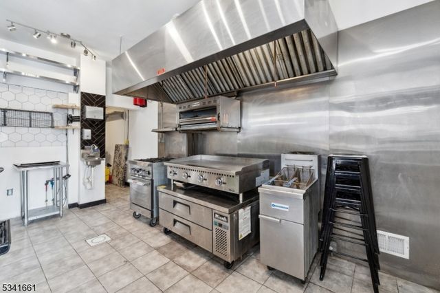 165 Garden Ave, Belleville Twp., NJ 07109