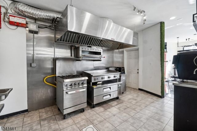 165 Garden Ave, Belleville Twp., NJ 07109