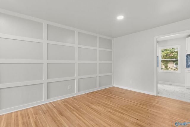 2702 Oakdale Terrace, Huntsville, AL 35810