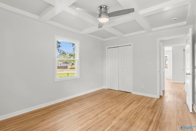 2702 Oakdale Terrace, Huntsville, AL 35810