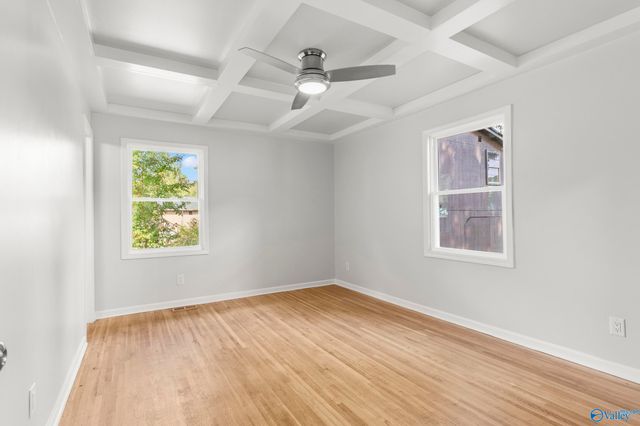 2702 Oakdale Terrace, Huntsville, AL 35810