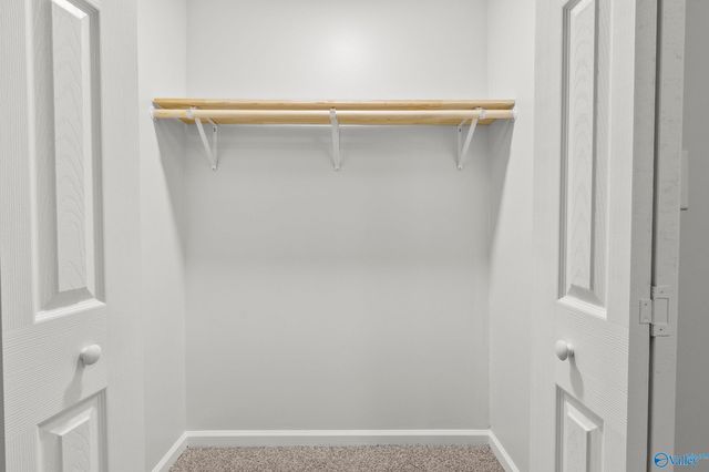 2702 Oakdale Terrace, Huntsville, AL 35810