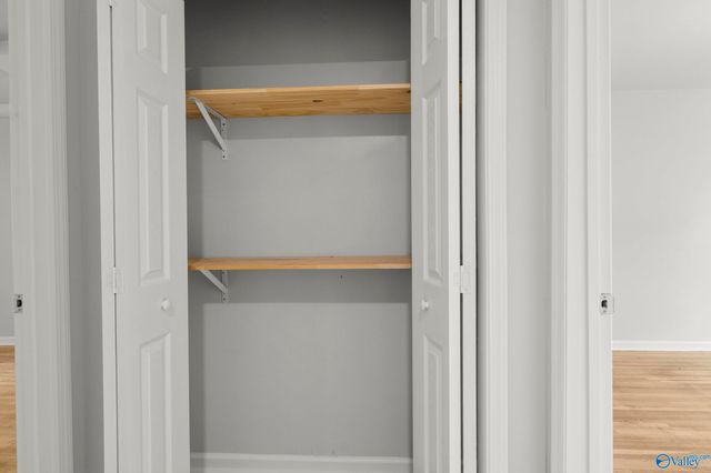 2702 Oakdale Terrace, Huntsville, AL 35810