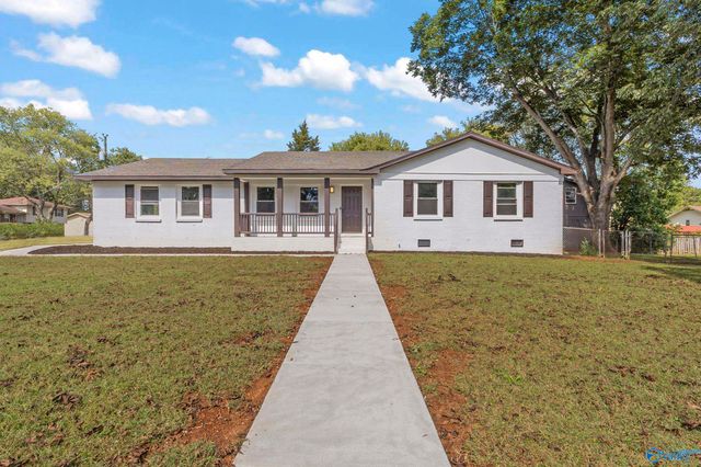 2702 Oakdale Terrace, Huntsville, AL 35810