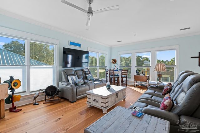 5492 Wolfhead Ave, Orange Beach, AL 36561