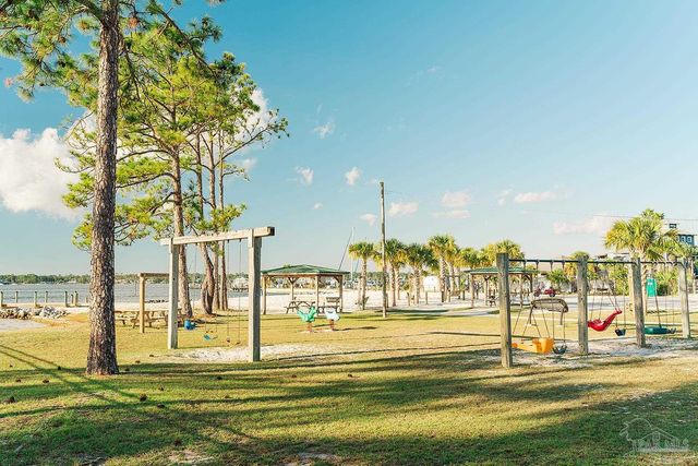 5492 Wolfhead Ave, Orange Beach, AL 36561