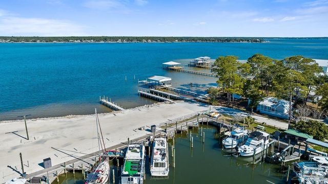 5492 Wolfhead Ave, Orange Beach, AL 36561