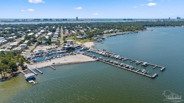 5492 Wolfhead Ave, Orange Beach, AL 36561