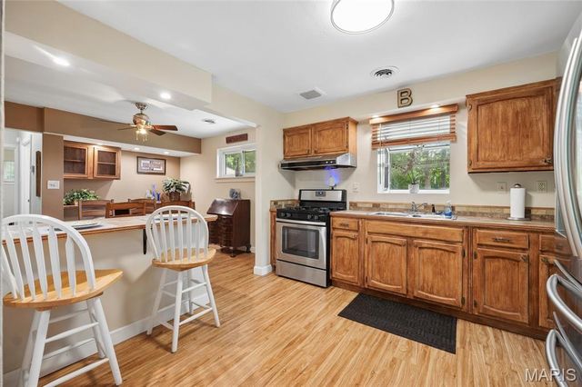 9 Hazelwood Court, Hazelwood, MO 63042