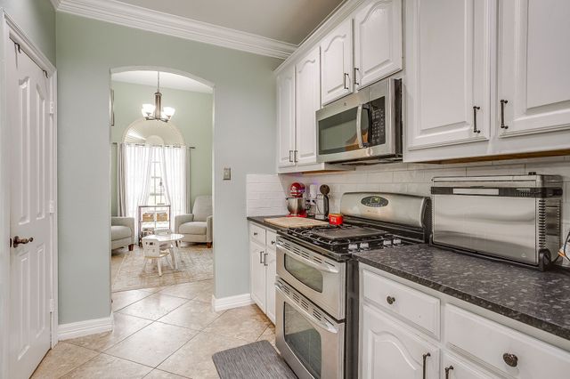 8737 Sunset Trace Drive, Fort Worth, TX 76244