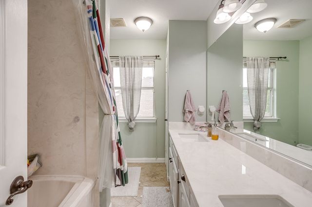 8737 Sunset Trace Drive, Fort Worth, TX 76244