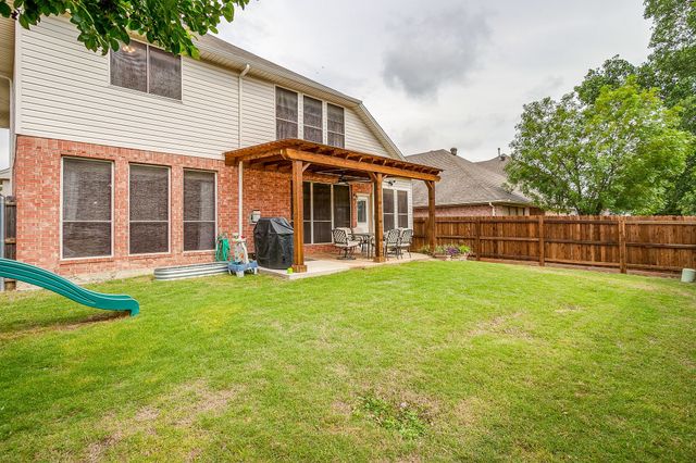 8737 Sunset Trace Drive, Fort Worth, TX 76244