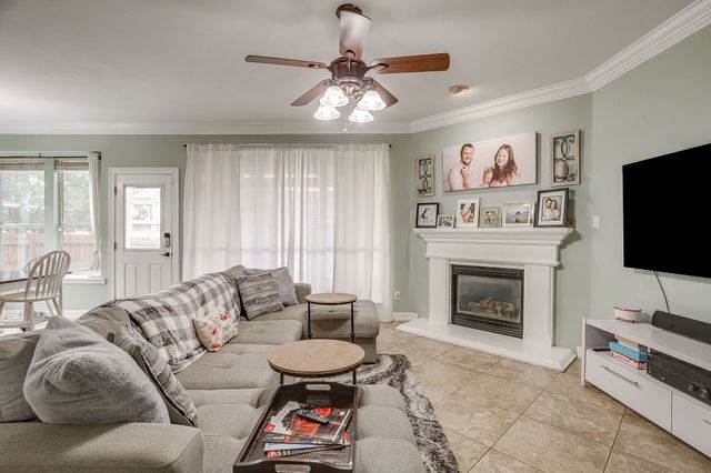 8737 Sunset Trace Drive, Fort Worth, TX 76244