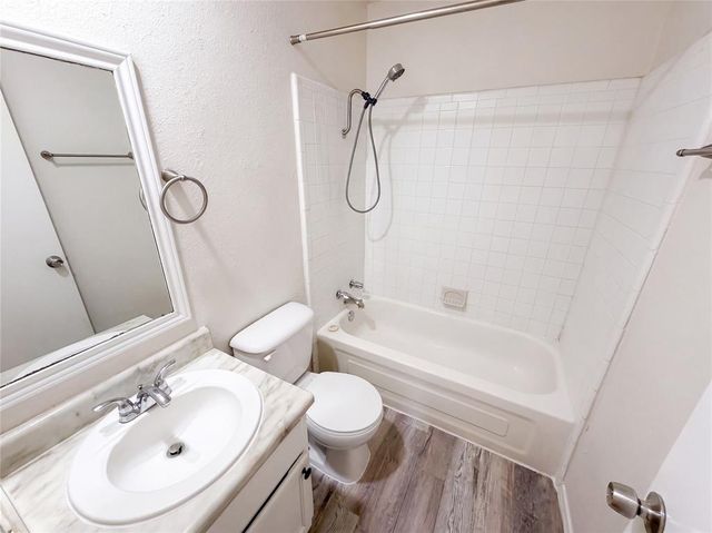 510 Holsey Drive, Noble, OK 73068