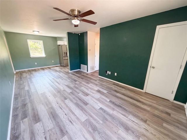 510 Holsey Drive, Noble, OK 73068