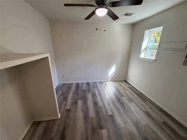 510 Holsey Drive, Noble, OK 73068