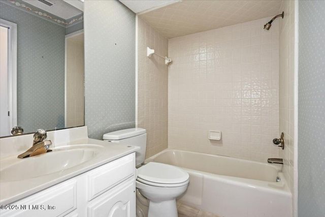 2251 BAREFOOT TRCE, Atlantic Beach, FL 32233