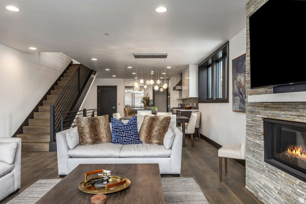 Image 16 of property listing at 88 KING RD, Park City, UT 84060