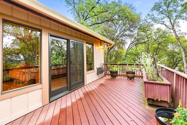 23448 Wayfarer Ct, Auburn, CA 95602