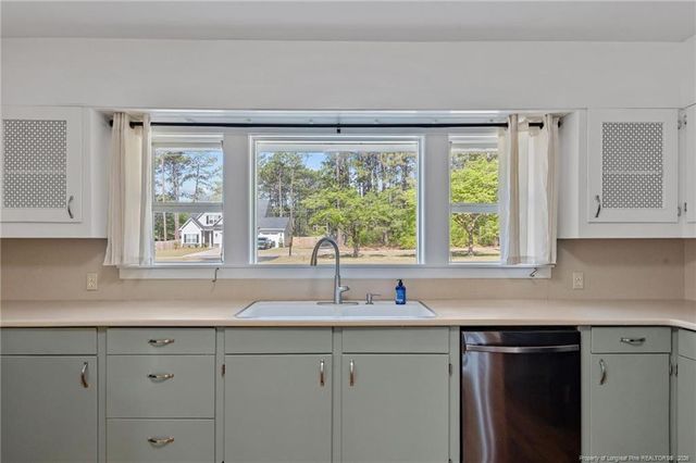 1010 Bion Butler Road, Aberdeen, NC 28315