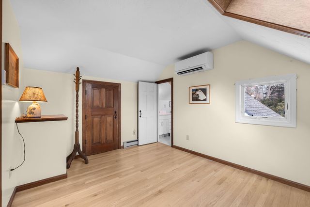 29 Oak Ridge Road, East Sandwich, MA 02537