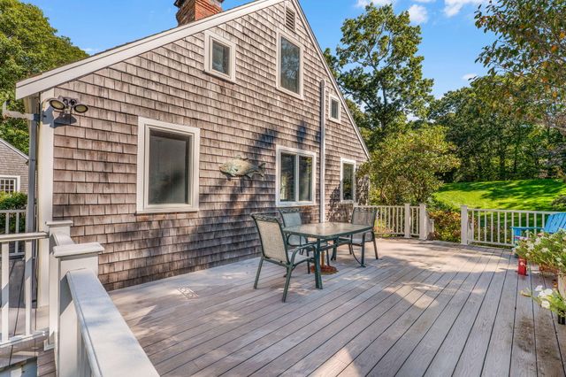 29 Oak Ridge Road, East Sandwich, MA 02537
