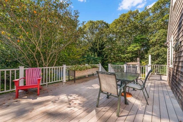 29 Oak Ridge Road, East Sandwich, MA 02537