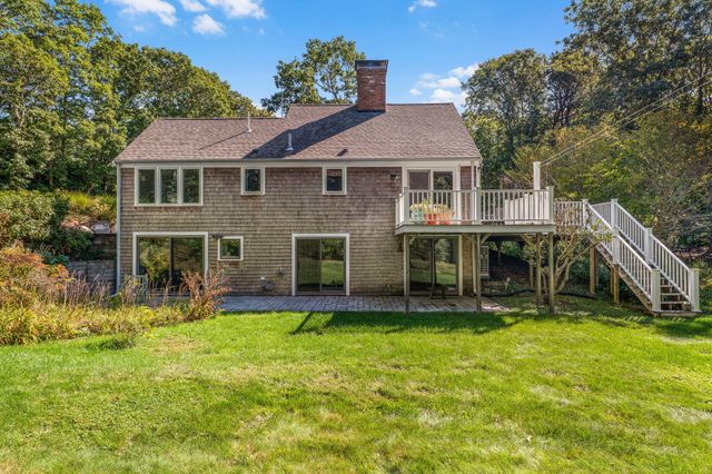 29 Oak Ridge Road, East Sandwich, MA 02537