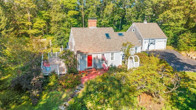 29 Oak Ridge Road, East Sandwich, MA 02537