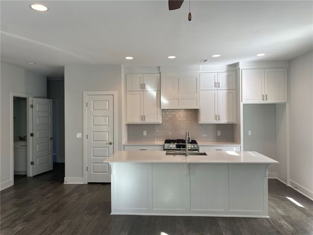 2351 E Amherst Alley, Fayetteville, AR 72703
