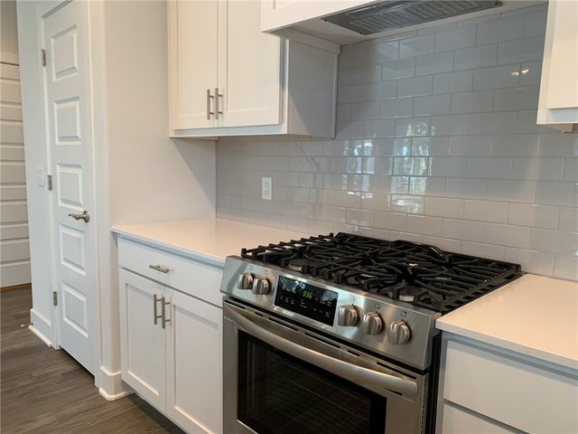 2351 E Amherst Alley, Fayetteville, AR 72703
