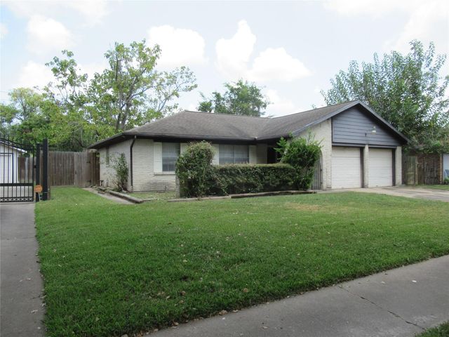 4122 Belgrade Drive, Houston, TX 77045