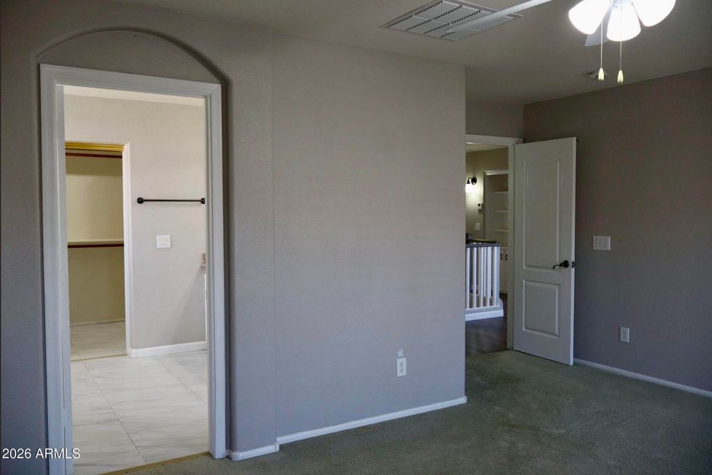 Image 20 of property listing at 2529 W BIG OAK Street, Phoenix, AZ 85085