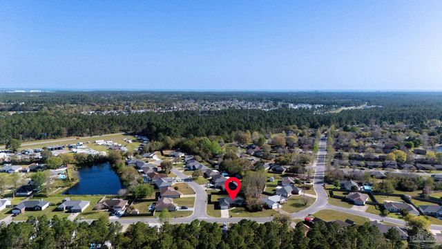 167 Carrier Dr, Pensacola, FL 32506