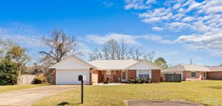 167 Carrier Dr, Pensacola, FL 32506