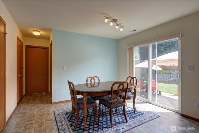 29704 SE 217th pl se, Kent, WA 98042