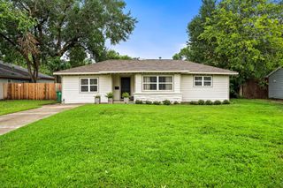 5914 Darnell Street, Houston, TX 77074