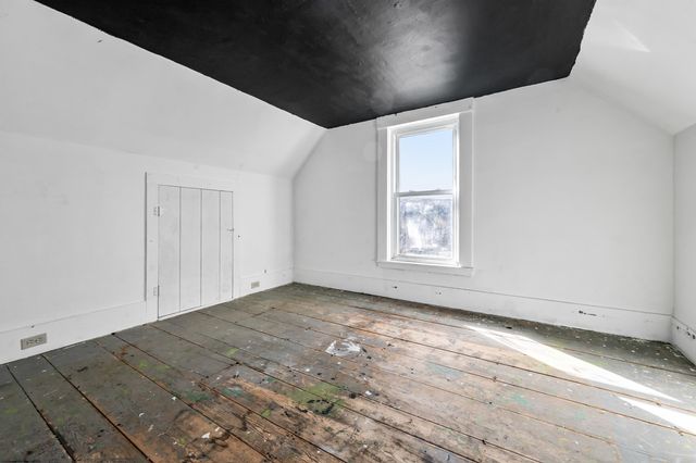 93 Pleasant Street, Littleton, NH 03561