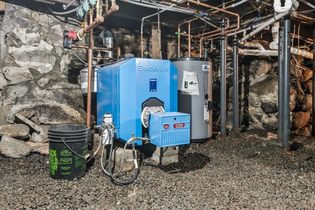 93 Pleasant Street, Littleton, NH 03561