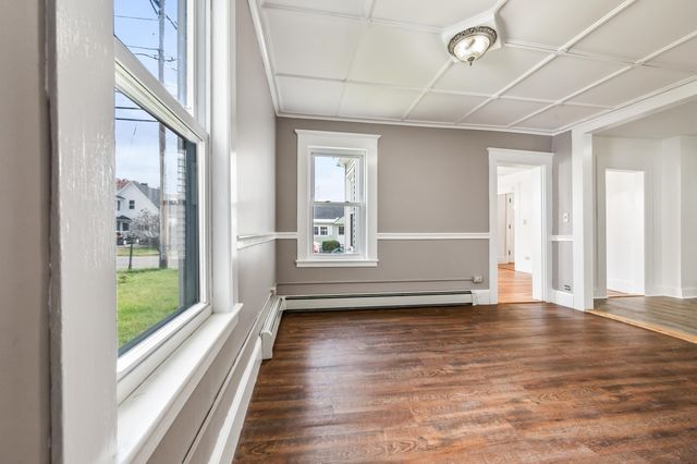 93 Pleasant Street, Littleton, NH 03561