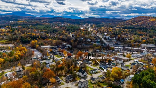 93 Pleasant Street, Littleton, NH 03561