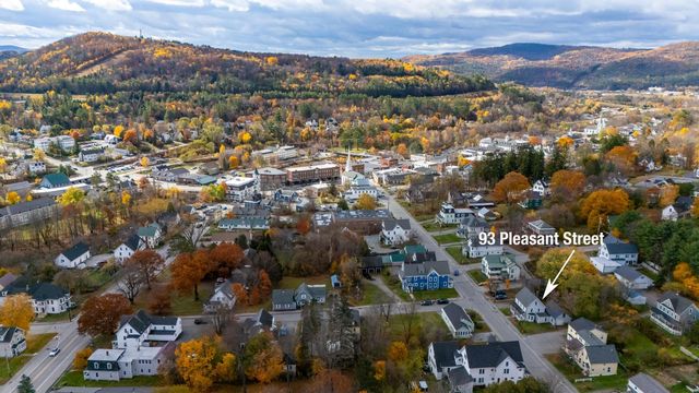 93 Pleasant Street, Littleton, NH 03561